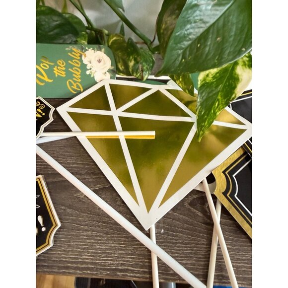 Group of Party photo props - Picture 3 of 9